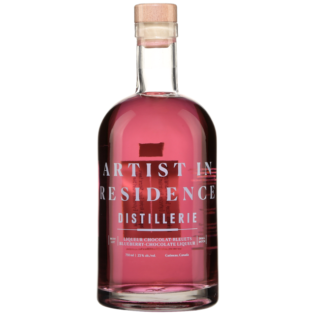 Artist in Residence Distillerie Bleuets Chocolat Liqueur