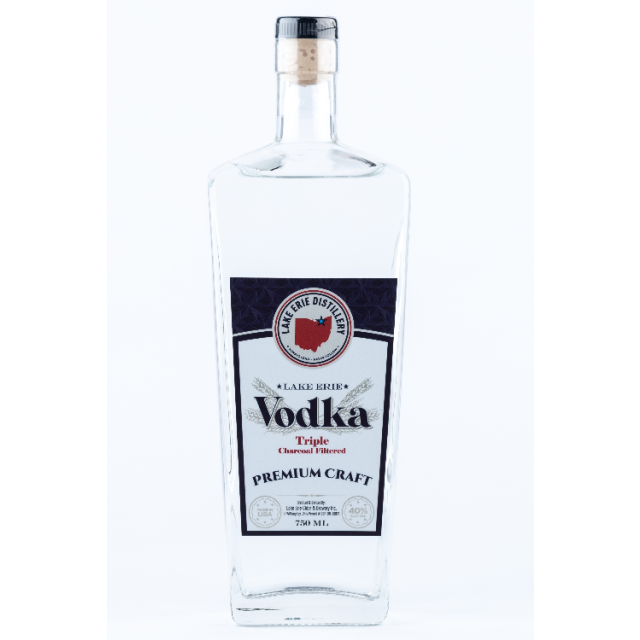 LAKE ERIE DISTILLERY Sipping Vodka